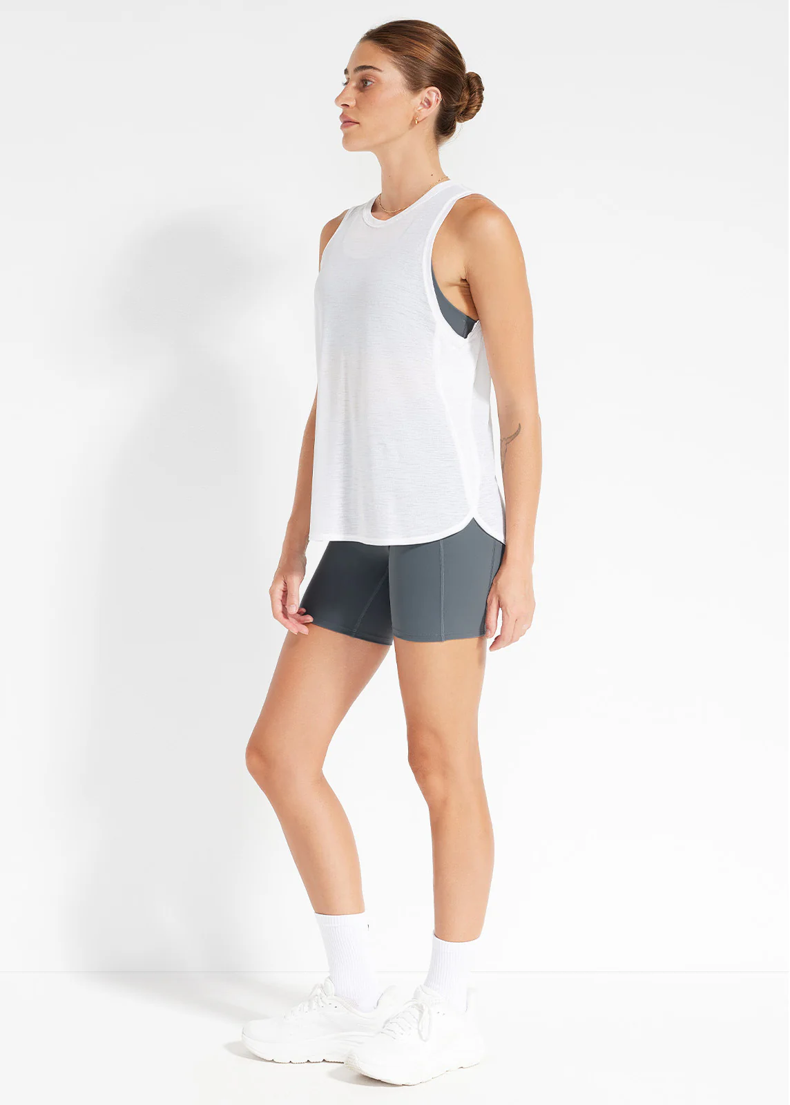 Breezy Long Tank - Image 4