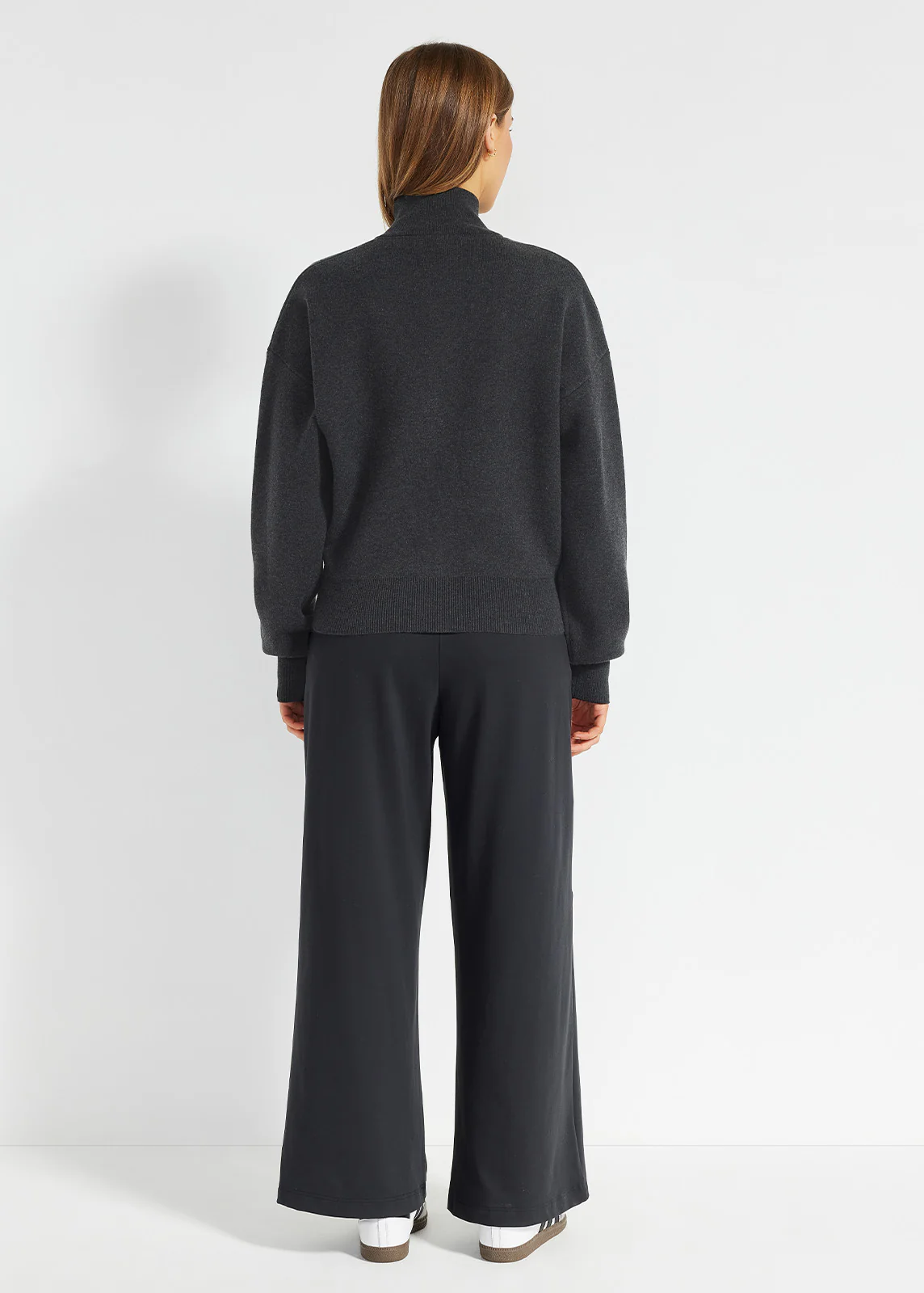 Everyday Short Cardigan - Image 4