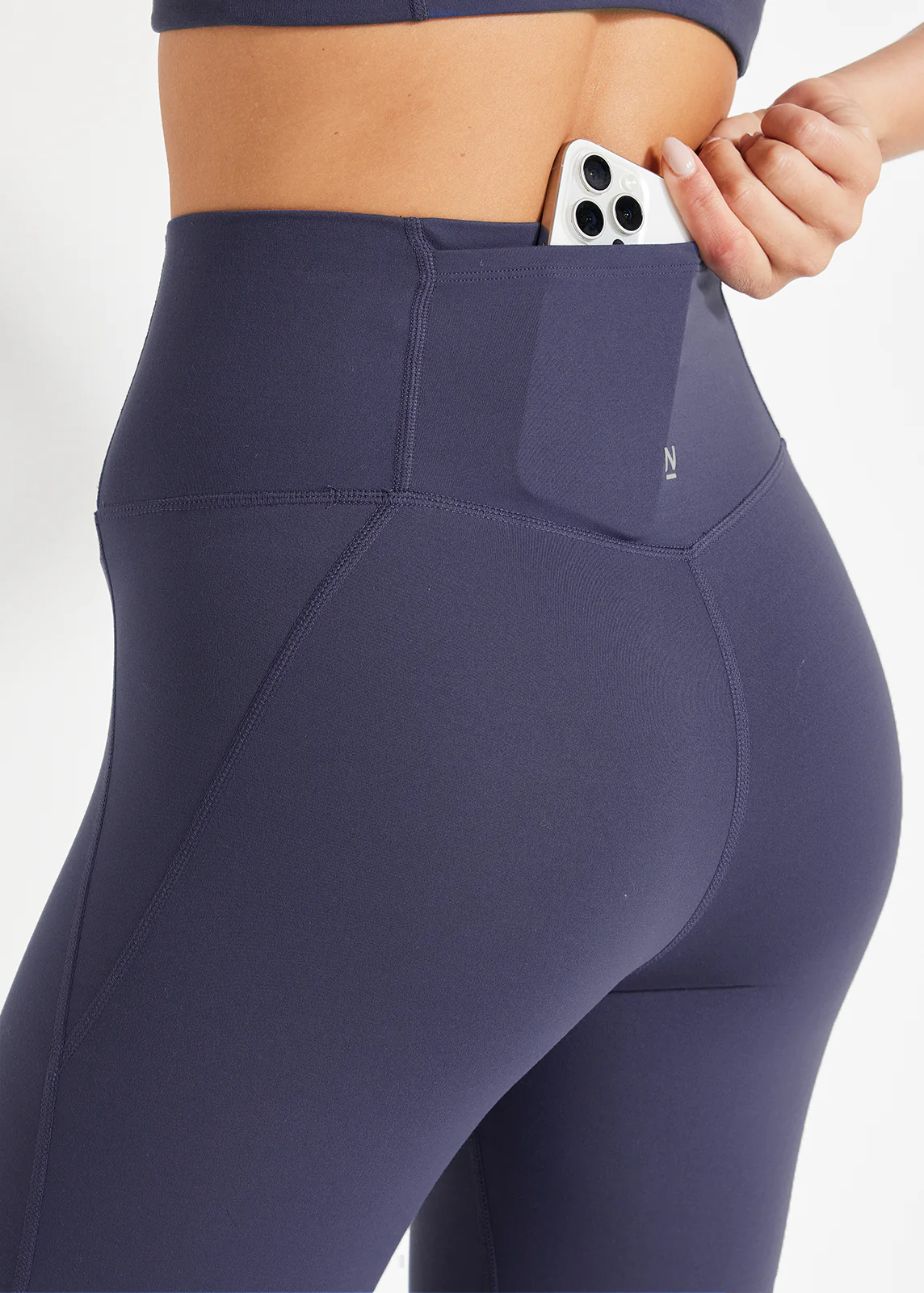 In Motion Pocket 7/8 Legging - Image 5