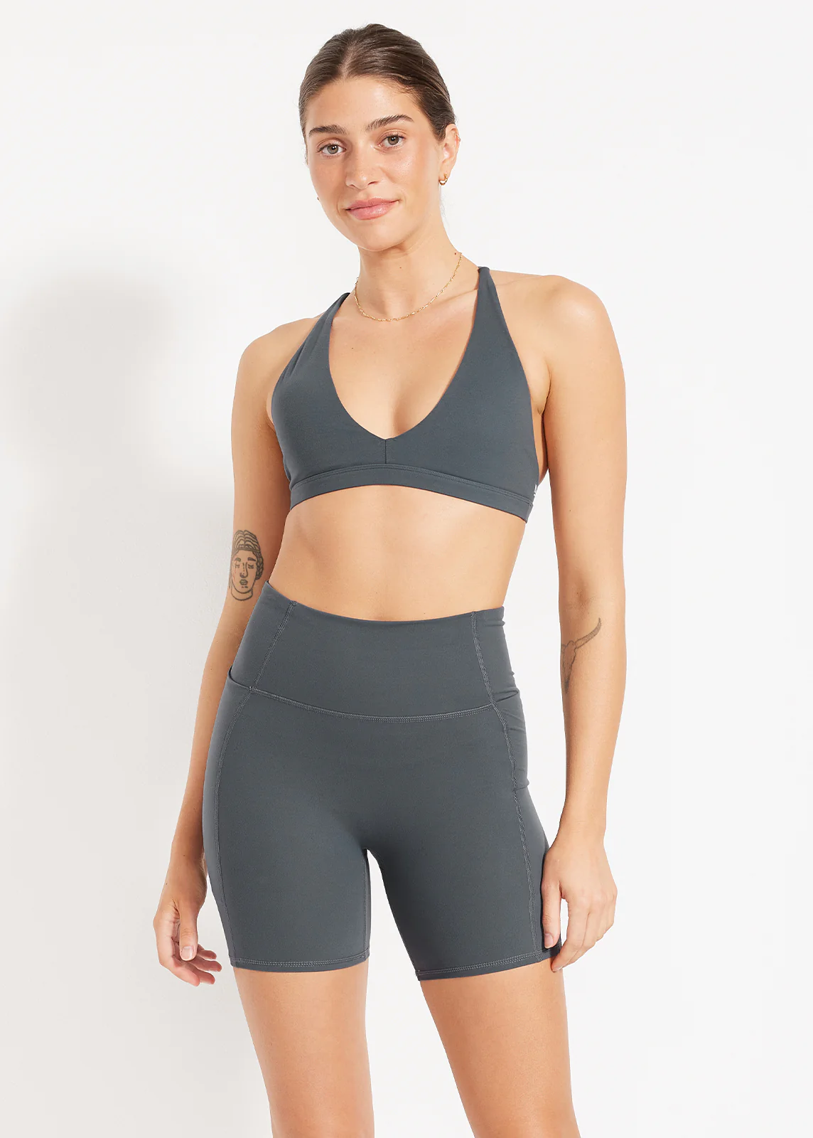 In Motion Side Pocket Short 14cm - Image 4