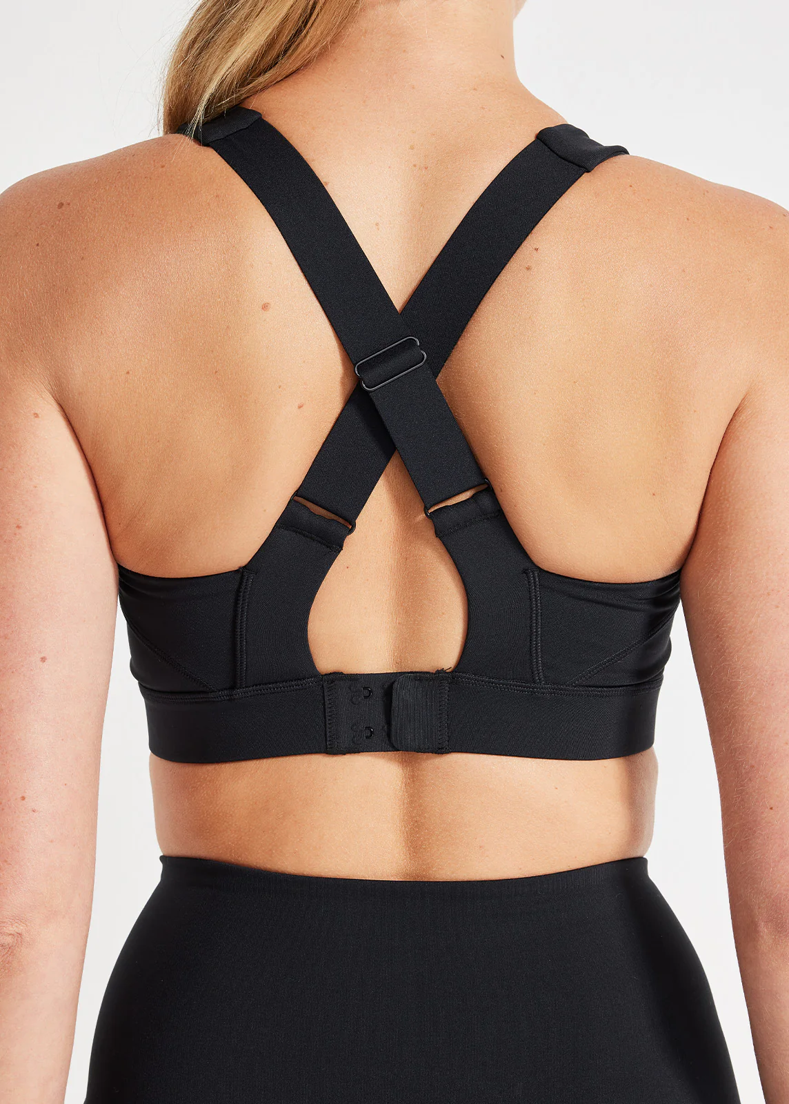 In Tempo D-E Cups Bra - Image 4