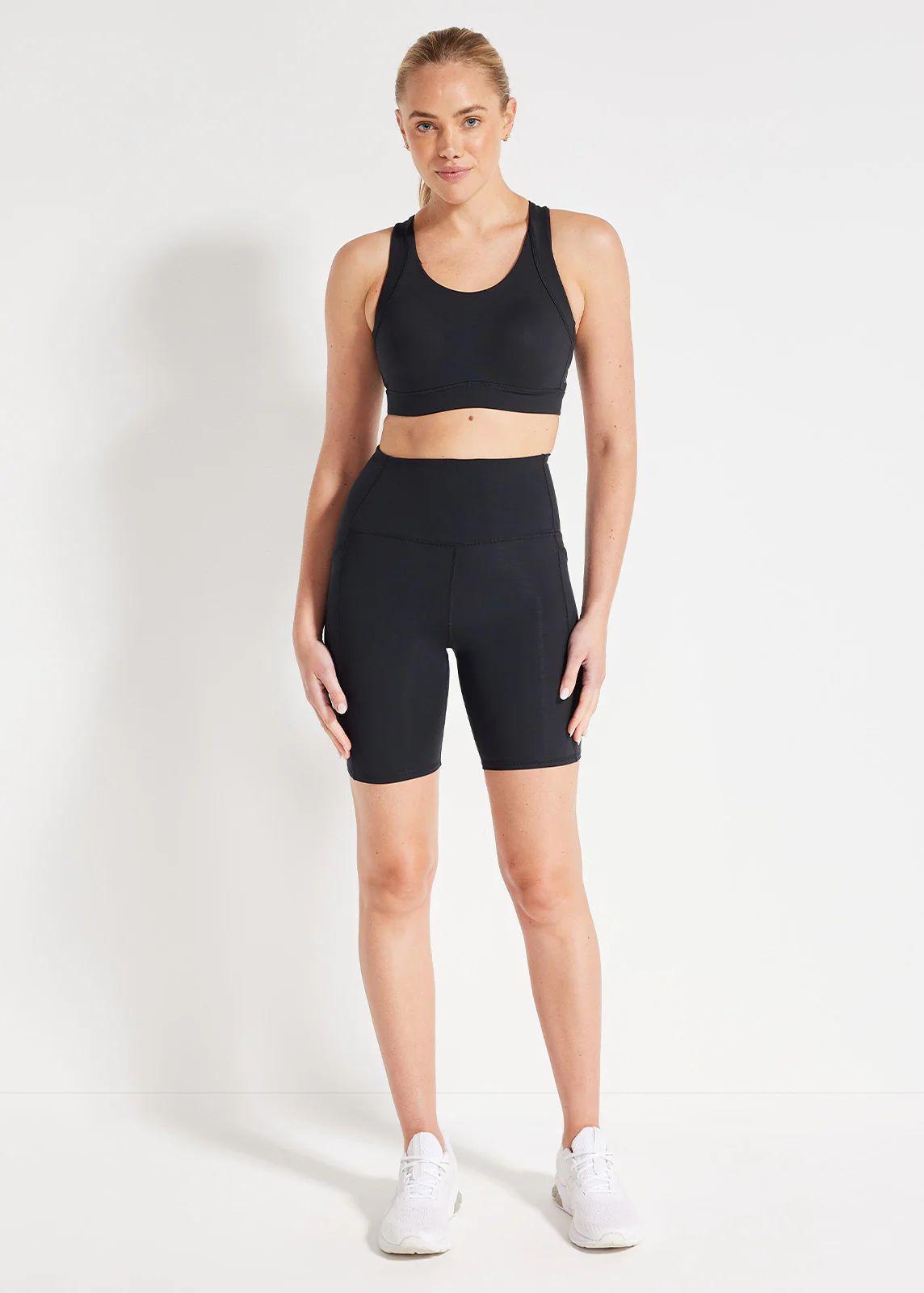 In Tempo D-E Cups Bra - Image 5